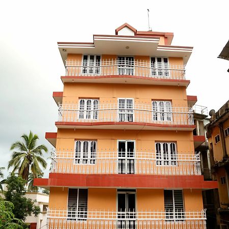 Oyo 9797 Hotel Vbee Plaza Thiruvananthapuram Exterior photo