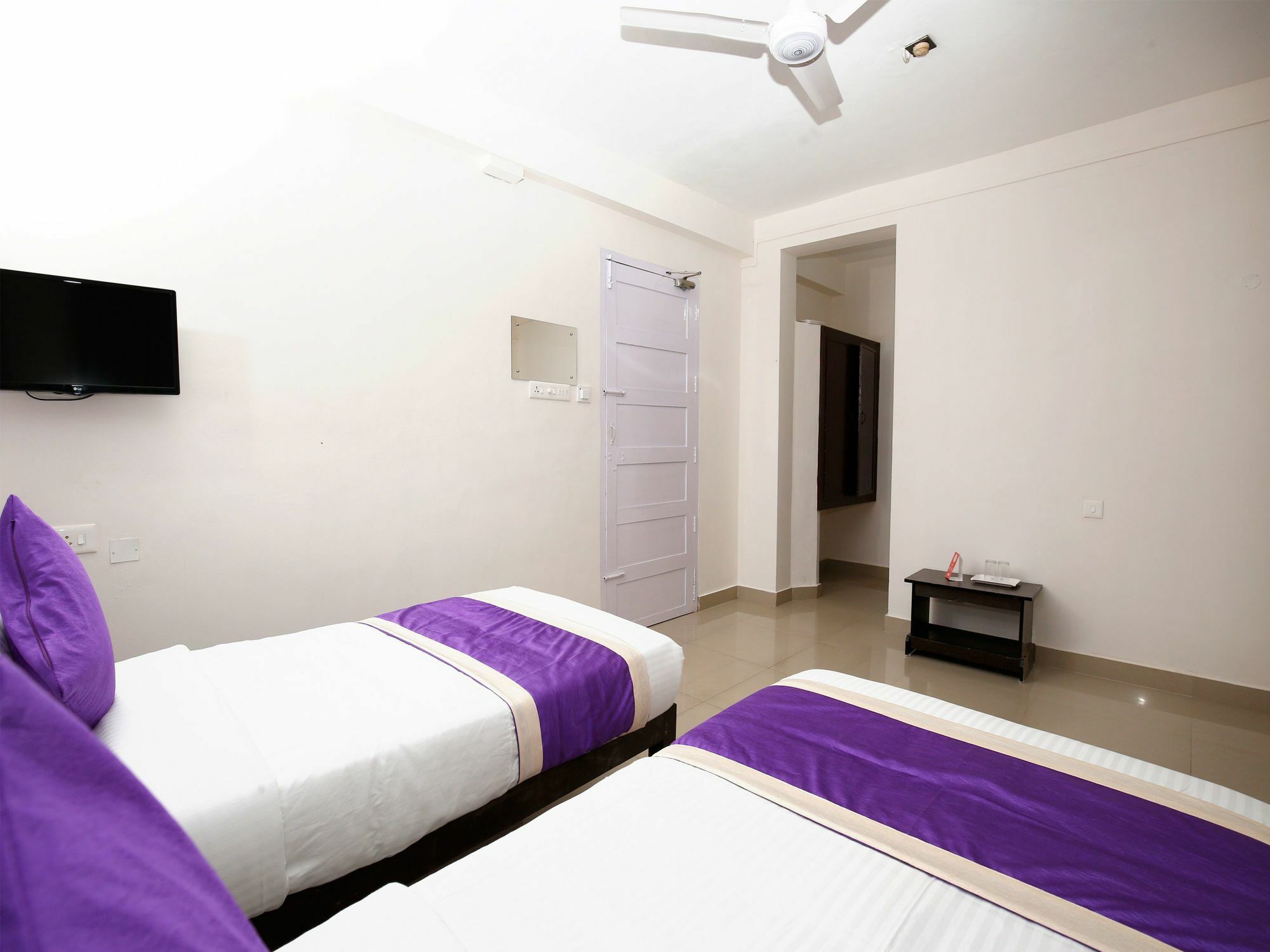 Oyo 9797 Hotel Vbee Plaza Thiruvananthapuram Exterior photo
